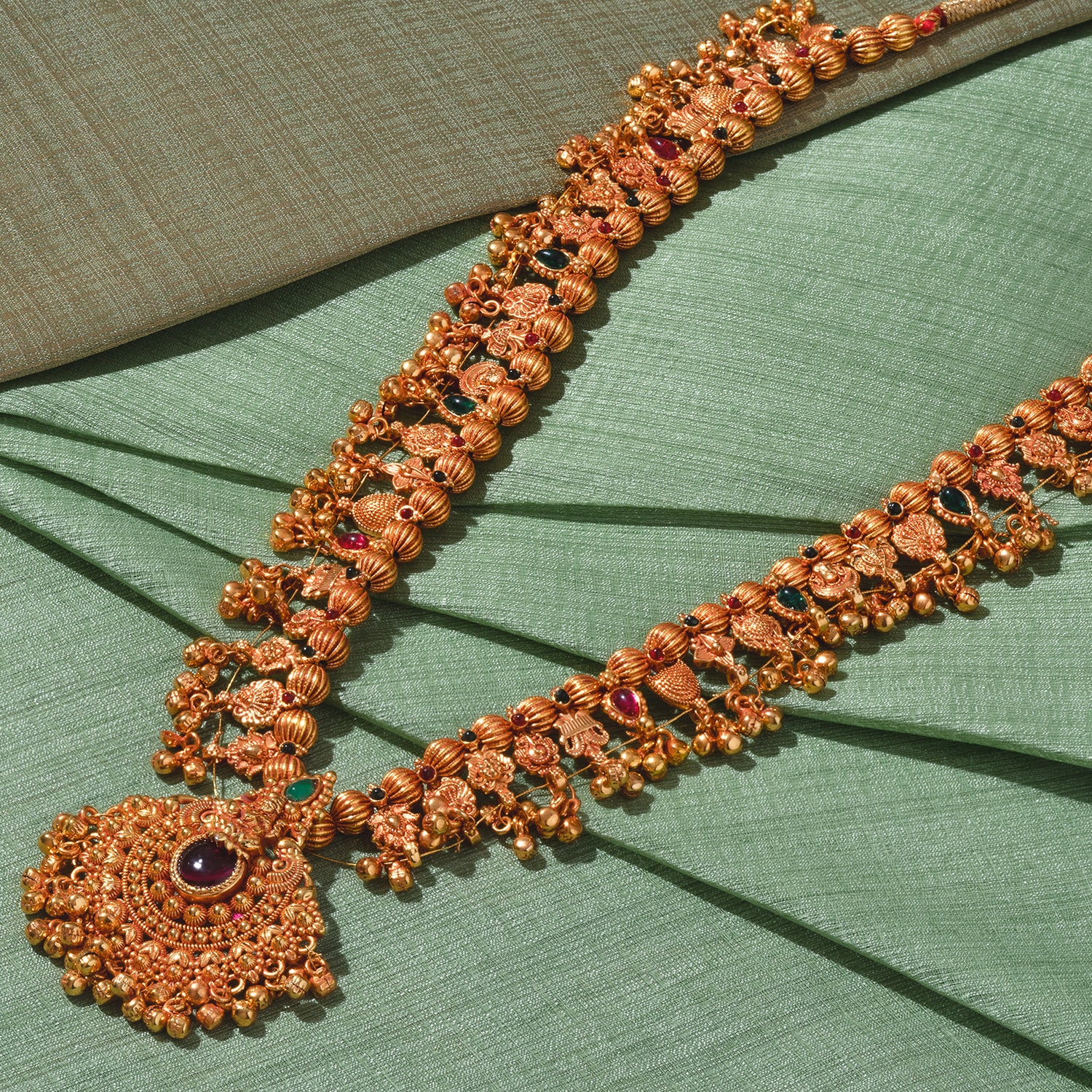Geru najuk Kolhapuri saaj 10 mm Pendant