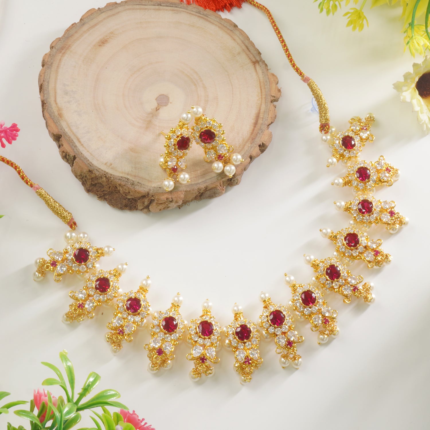 Chinchpeti Karwari Design With Earrings