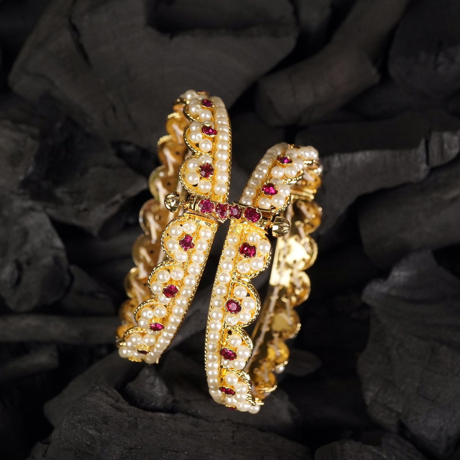 Gold Plated Traditional Moti Bangles|मोतीचे पारंपारिक बांगड्या