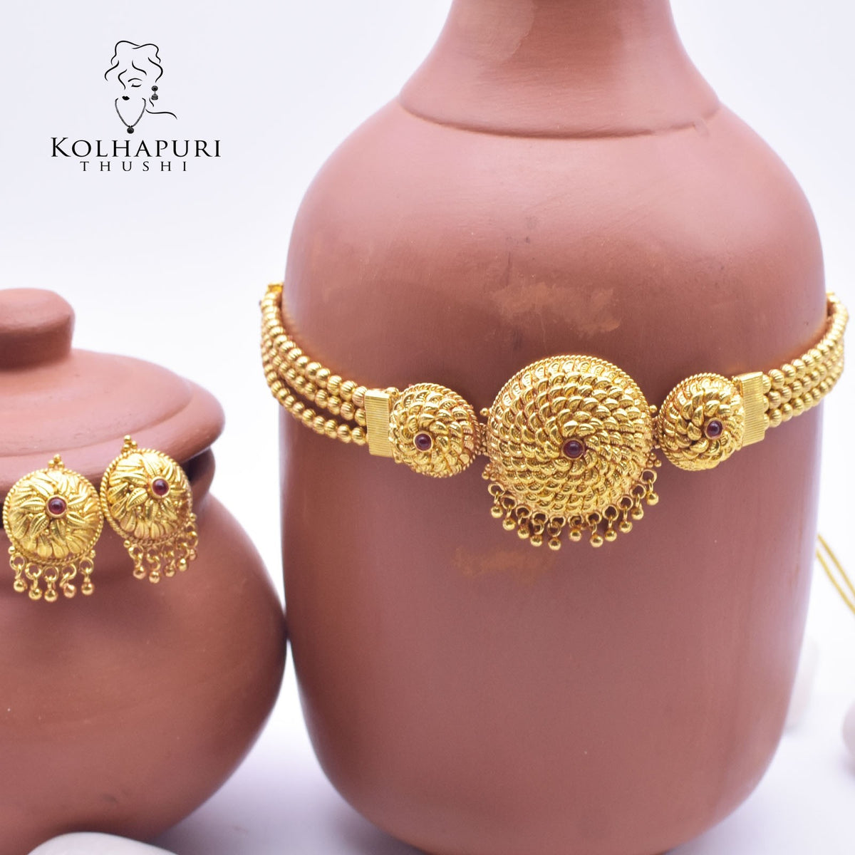 1. Gram Geru finished choker haar 3 flower pendal Ghungro