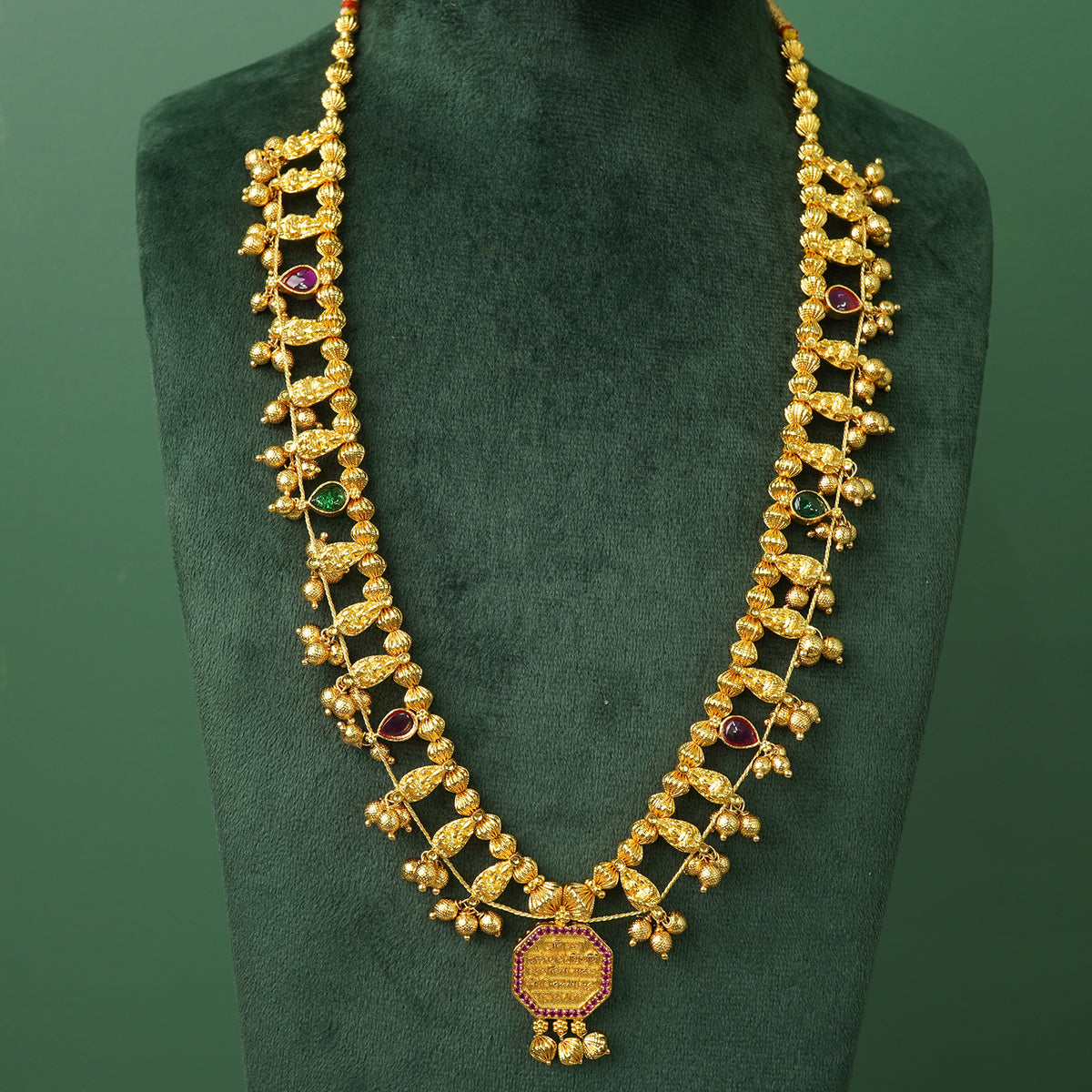 Gold plated Kolhapuri Saaj necklace with Rajmudra pendant