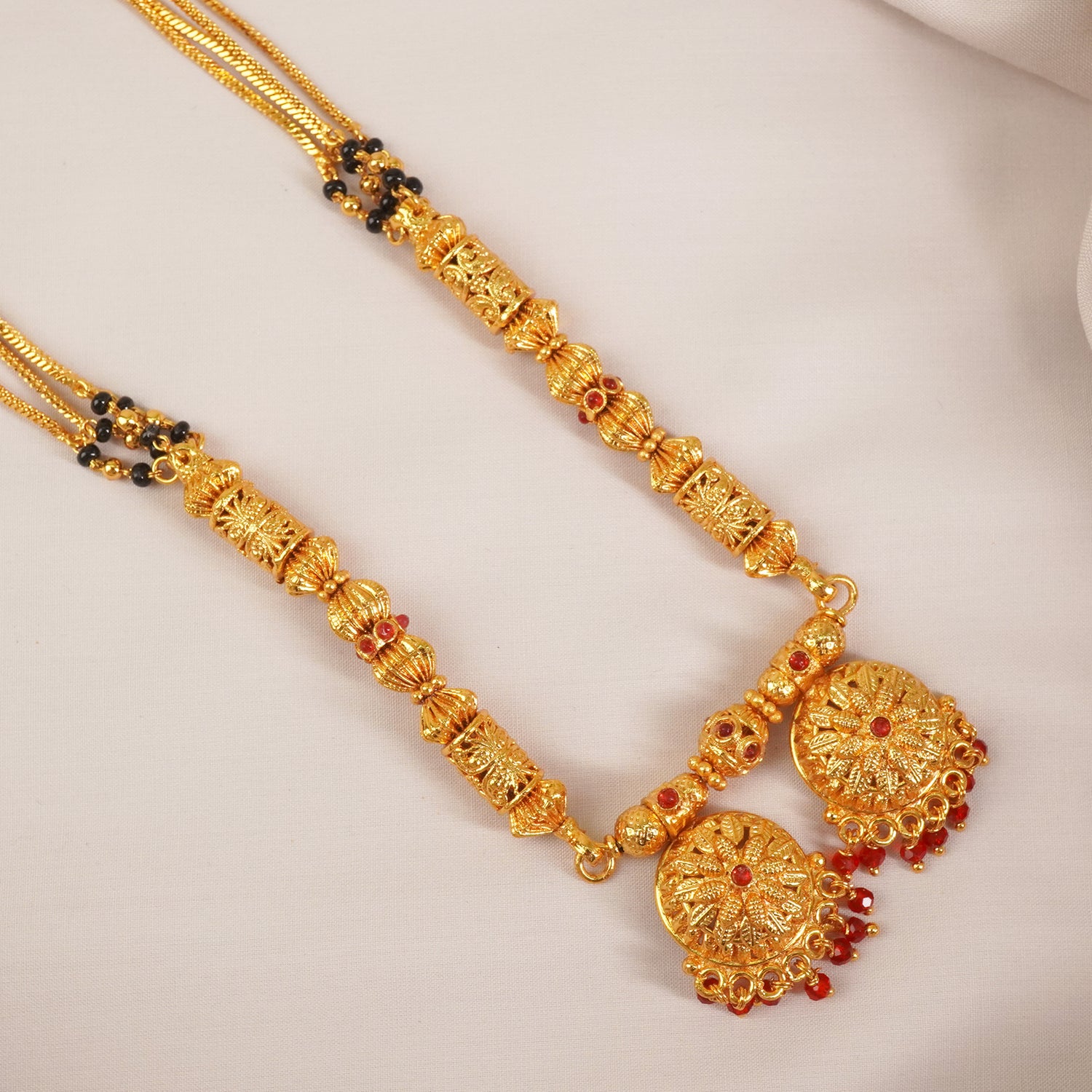 1 Gram Gold Mangalsutra With Flower Vati Pendant And Stone MS1G-1510