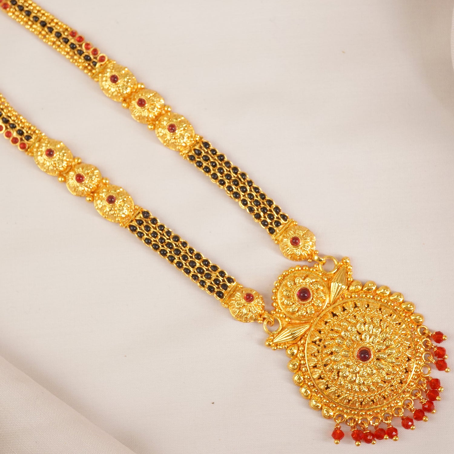 1 Gram Gold Mangalsutra With Flower Pendant MS1G-1526
