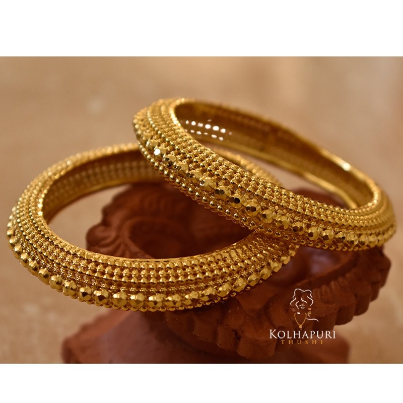 Bangles Jijau Thoda