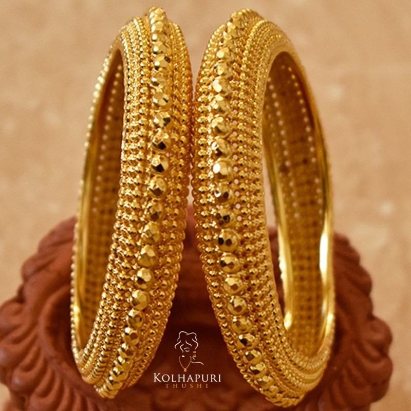 Bangles Jijau Thoda