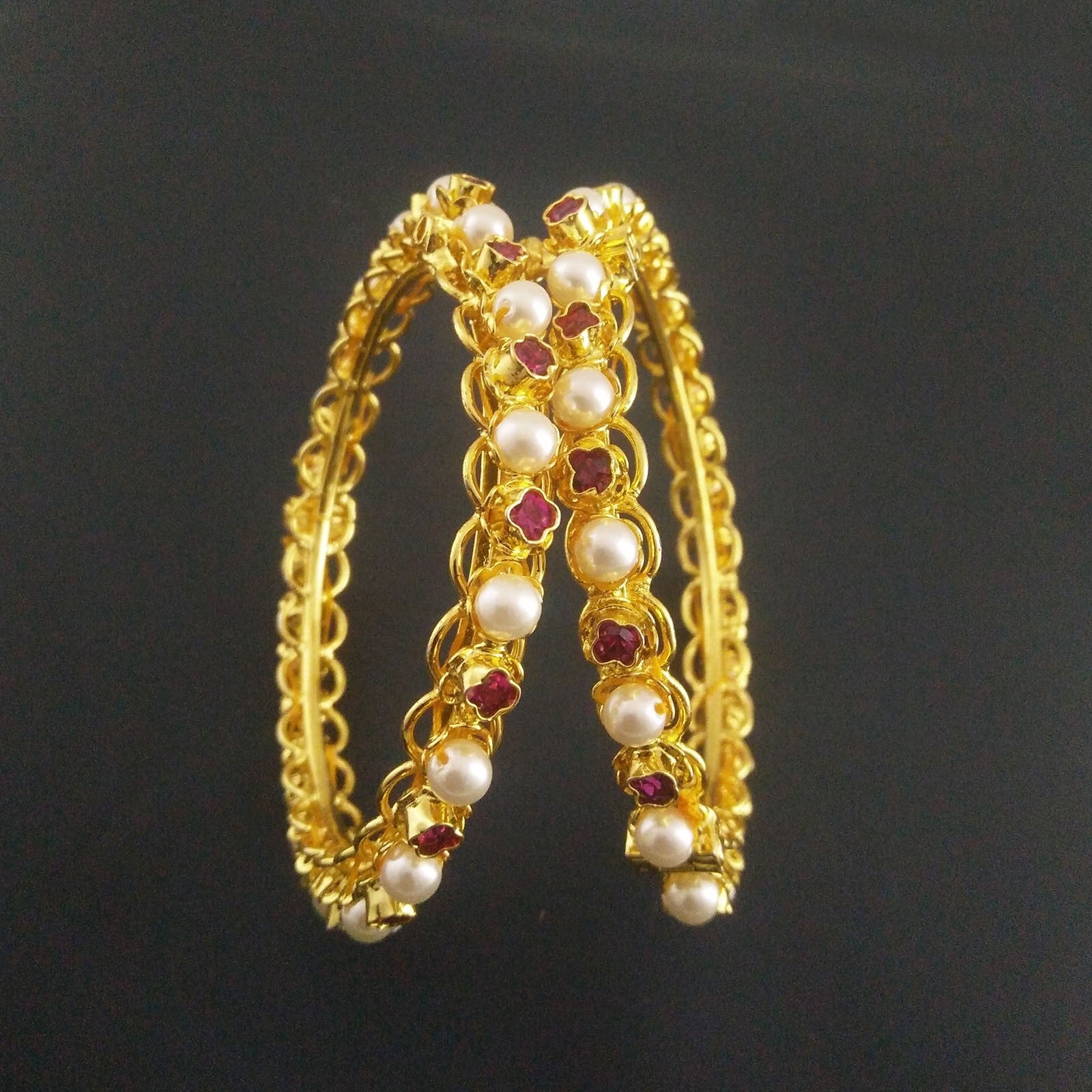 Bangles Moti Gopi