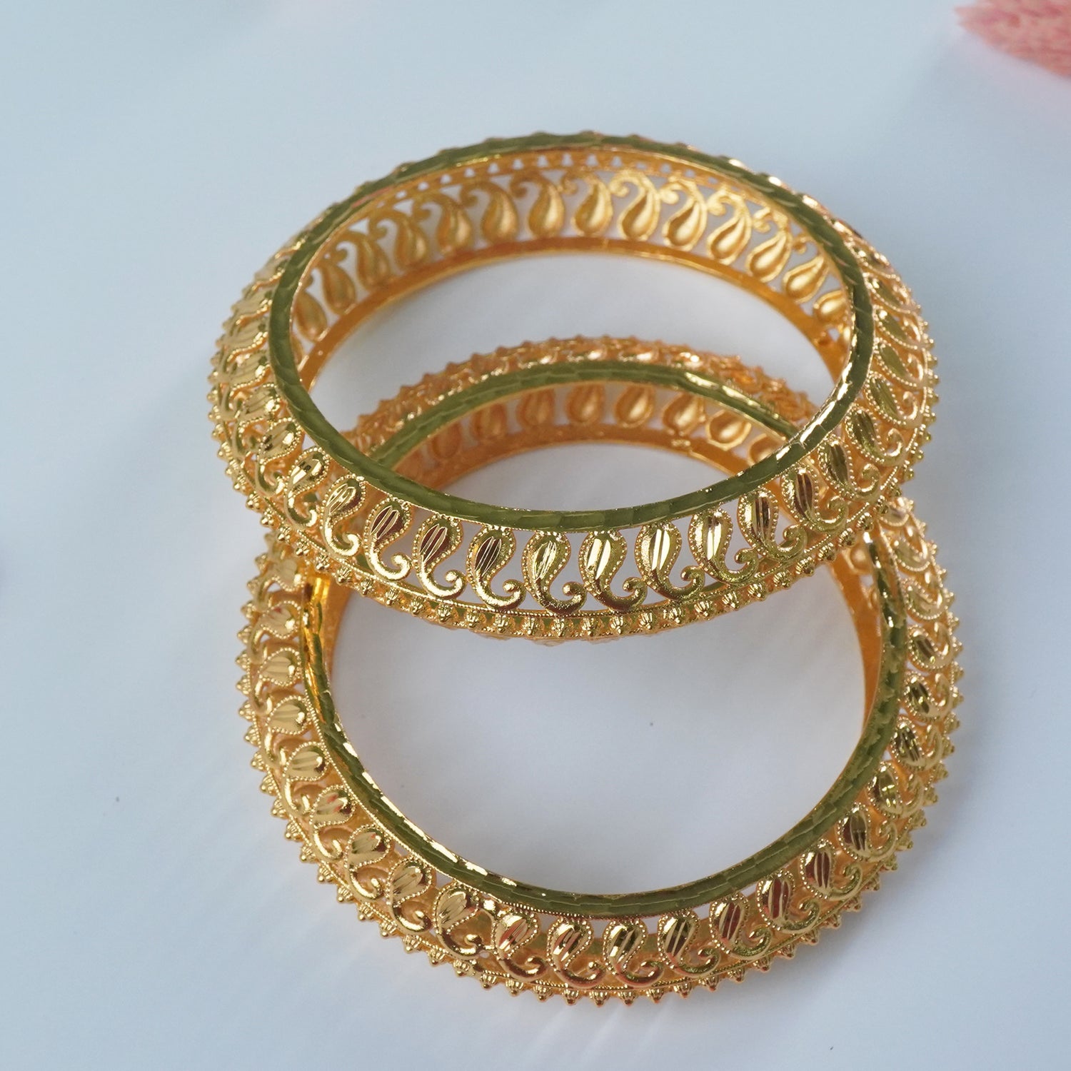 Peshwai Namaskar Thoda Bangles