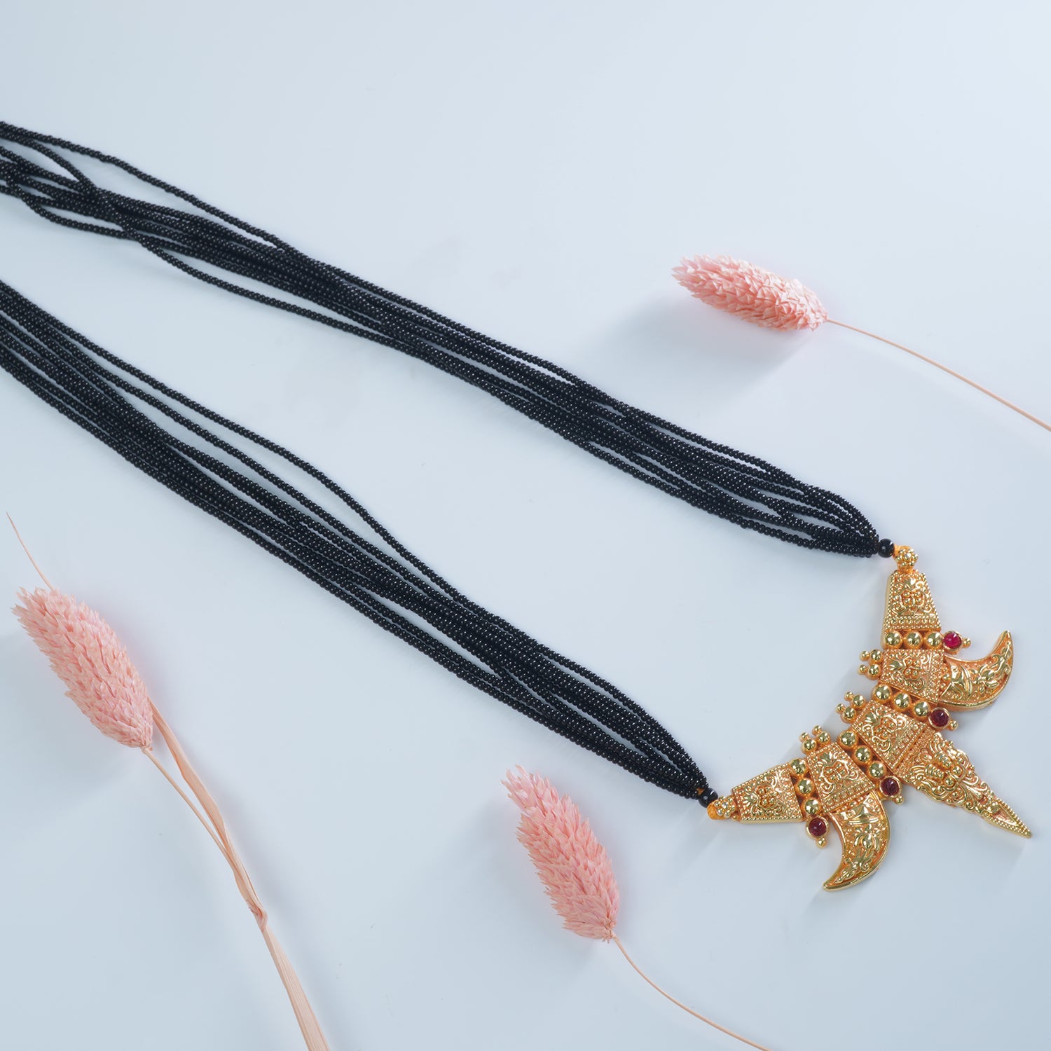 20" Regal Gheru 8 Padri Mangalsutra Waghnaki Pendant