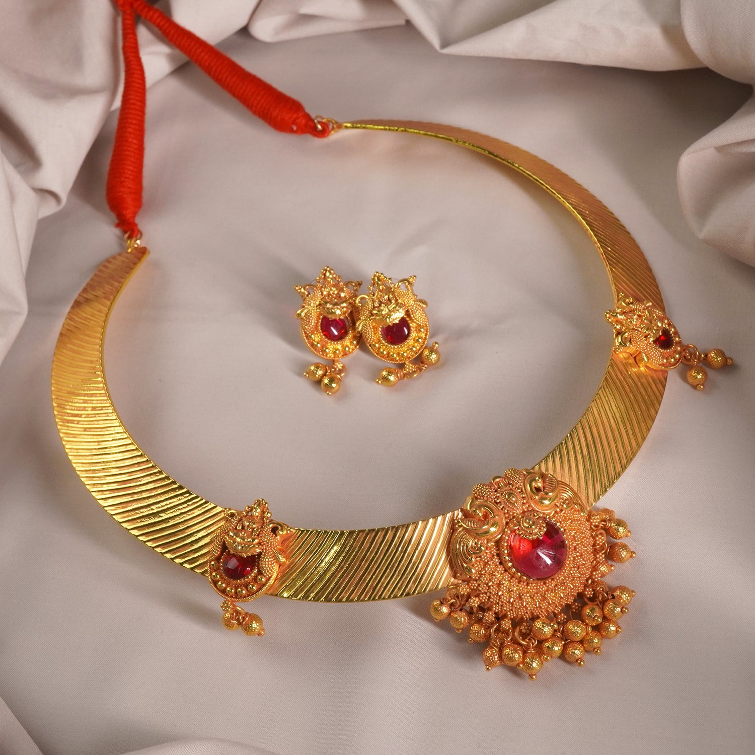 Rajwadi Gheru Haar Necklace