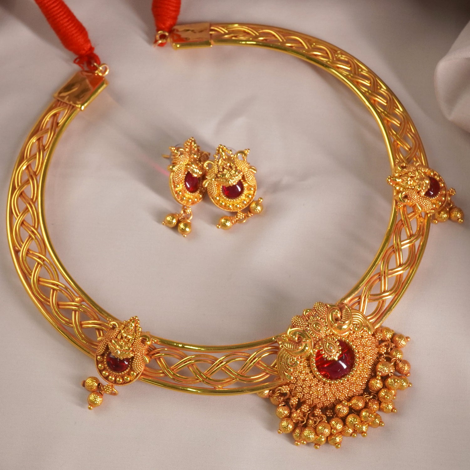 Rajwadi Gheru Haar Necklace Design
