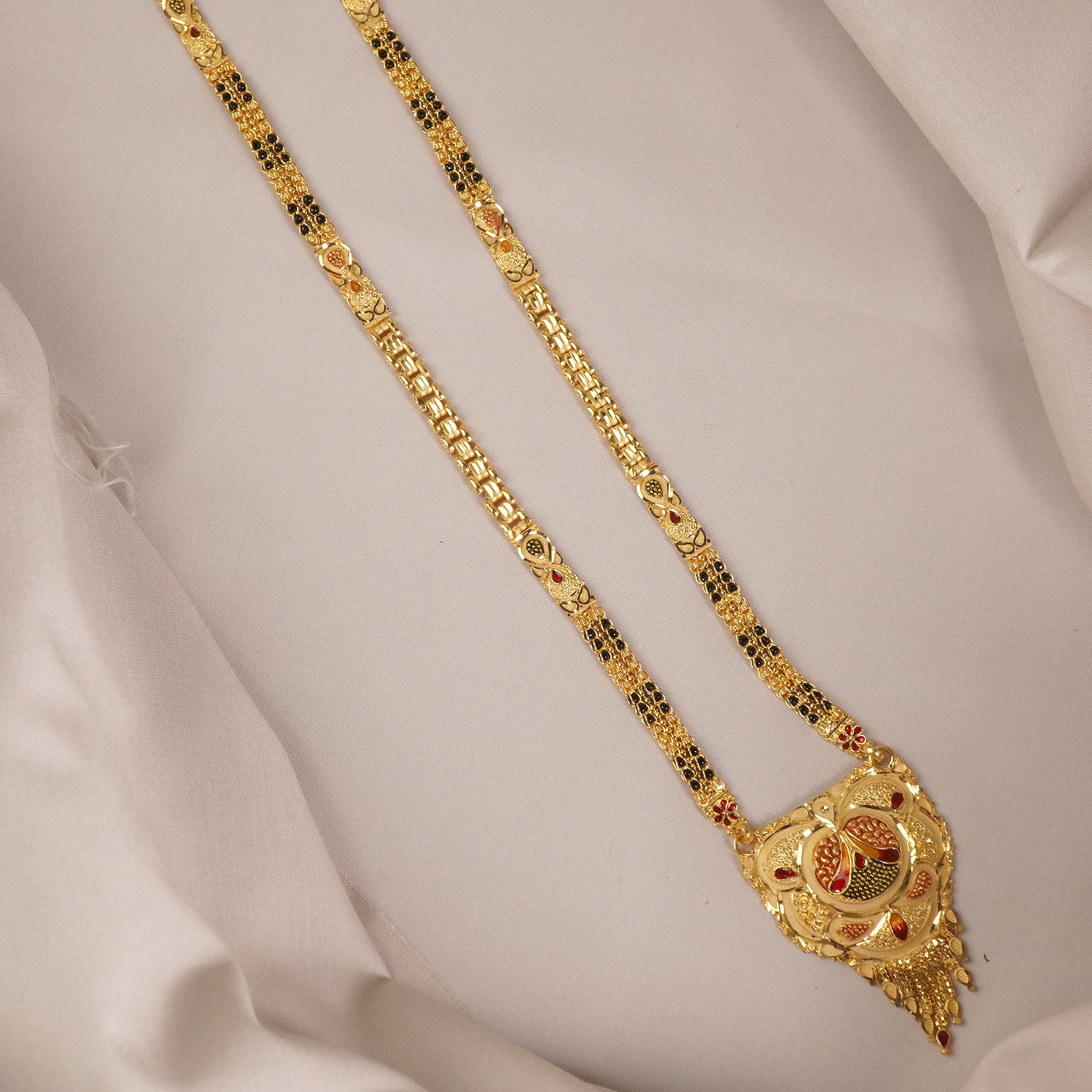 Buy Online Forming Mangalsutra Designs