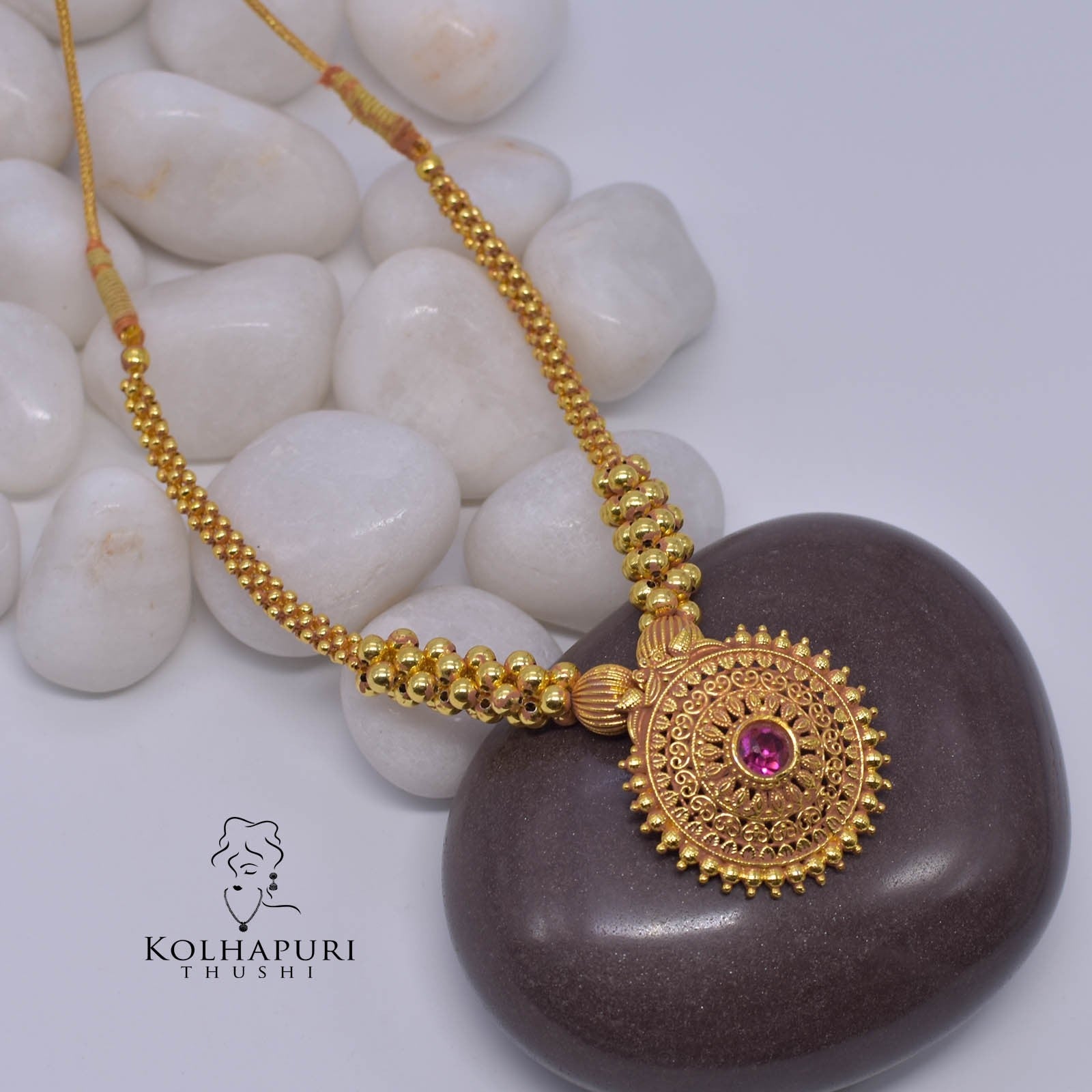 Geru Kolhapuri thushi gatta peacock pendant