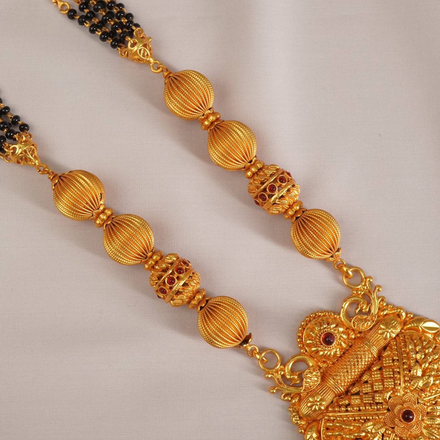 Gheru mangalsutra Design Online