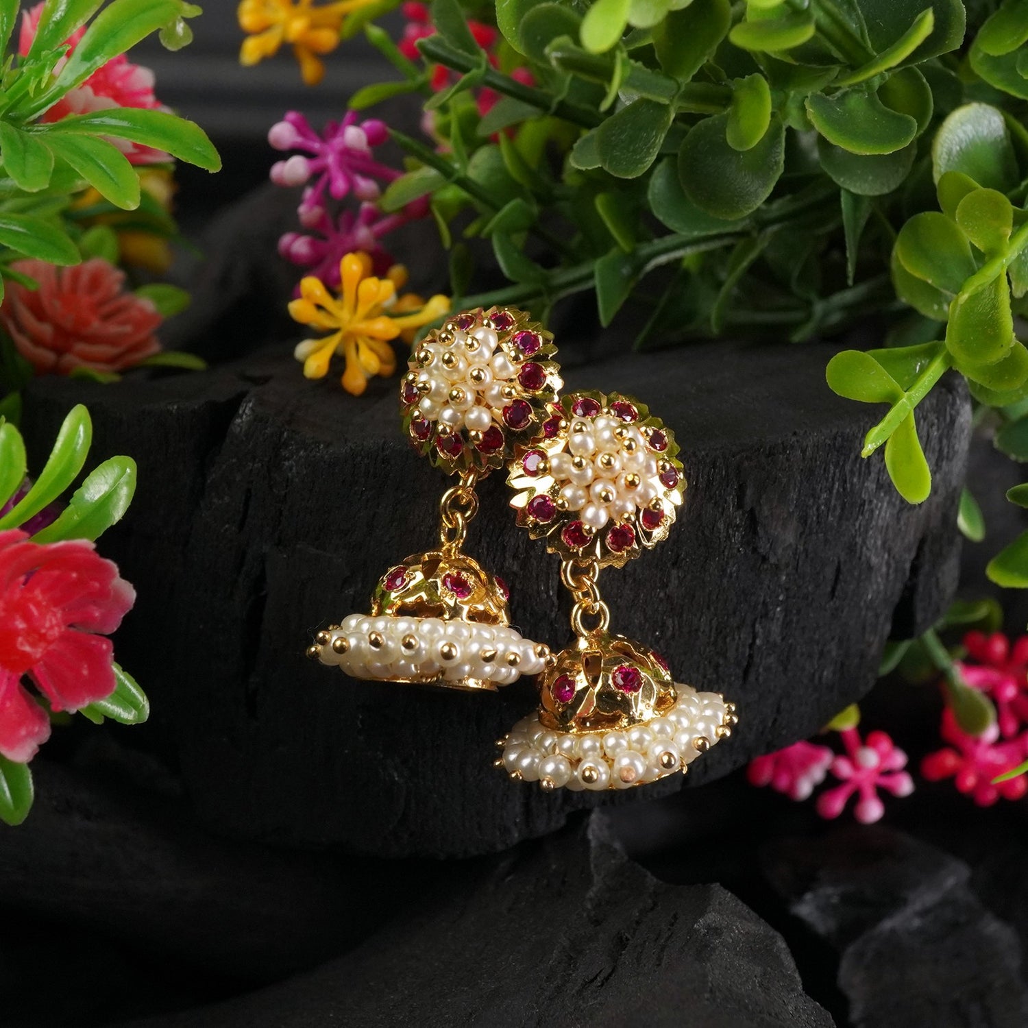 moti jhumka gold