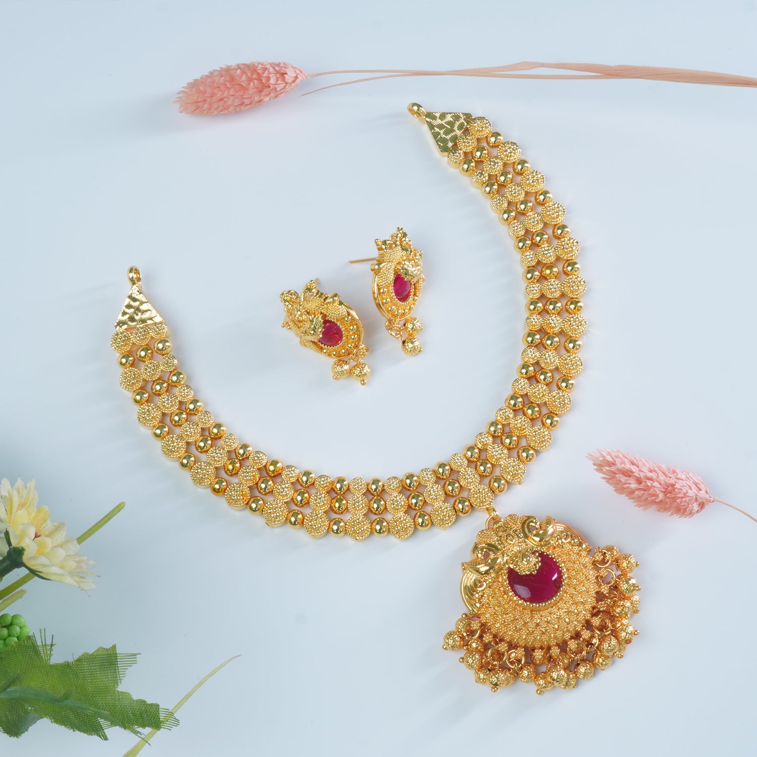 Regal Kolhapuri Haar Necklace Design With Gold Pendant