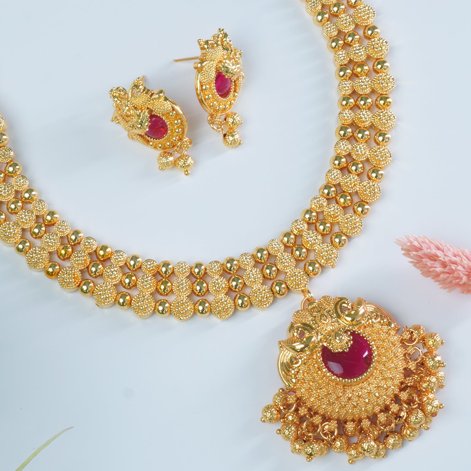 Regal Kolhapuri Haar Necklace Design With Gold Pendant
