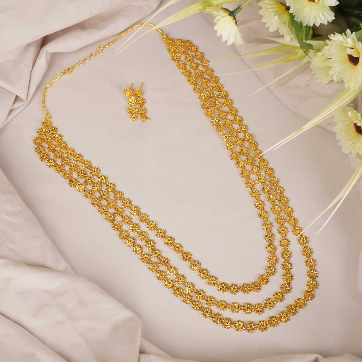 Jewelry Shahi Haar Designs In Gold Shahi Pohe Haar Gold Rani Haar