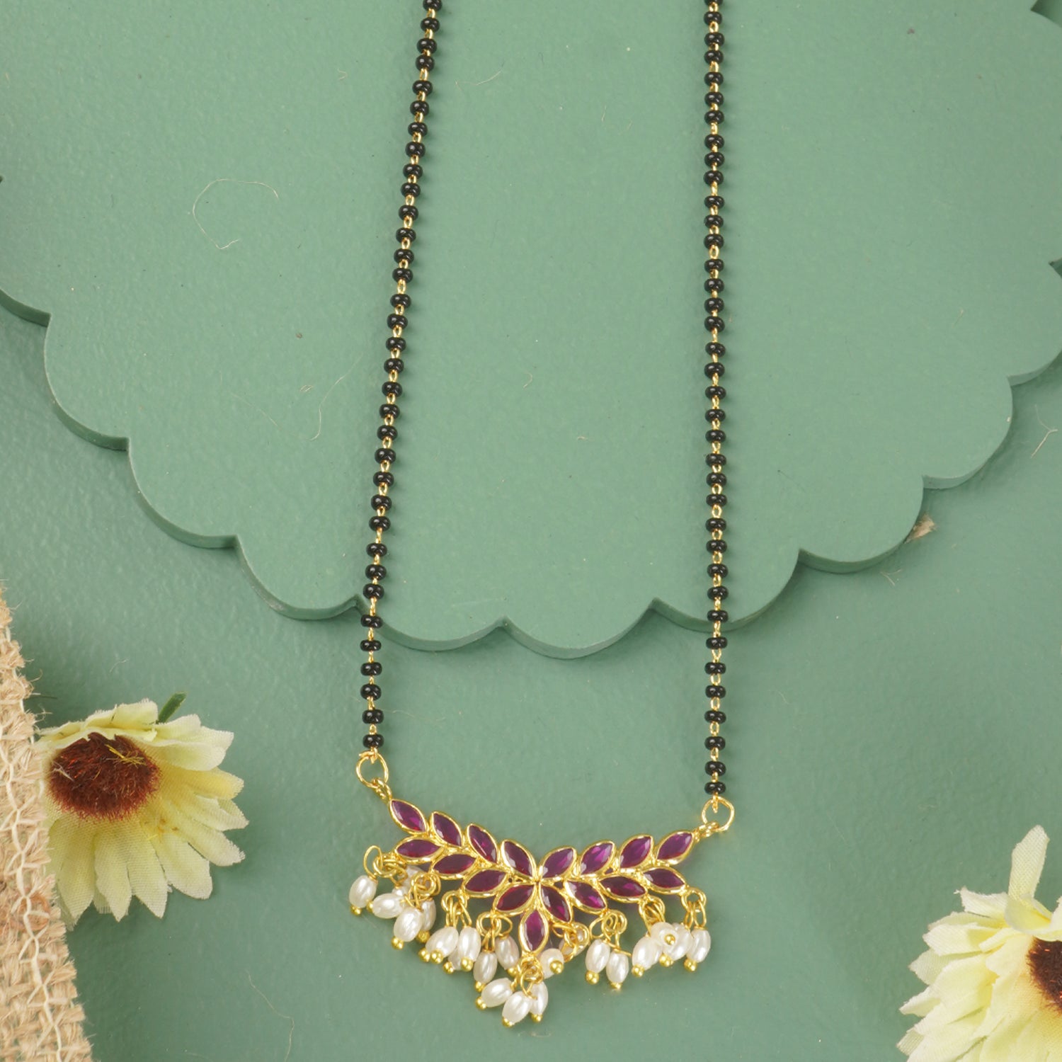 Short Forming Mangalsutra Design With Premium Quality Karwar Pendant