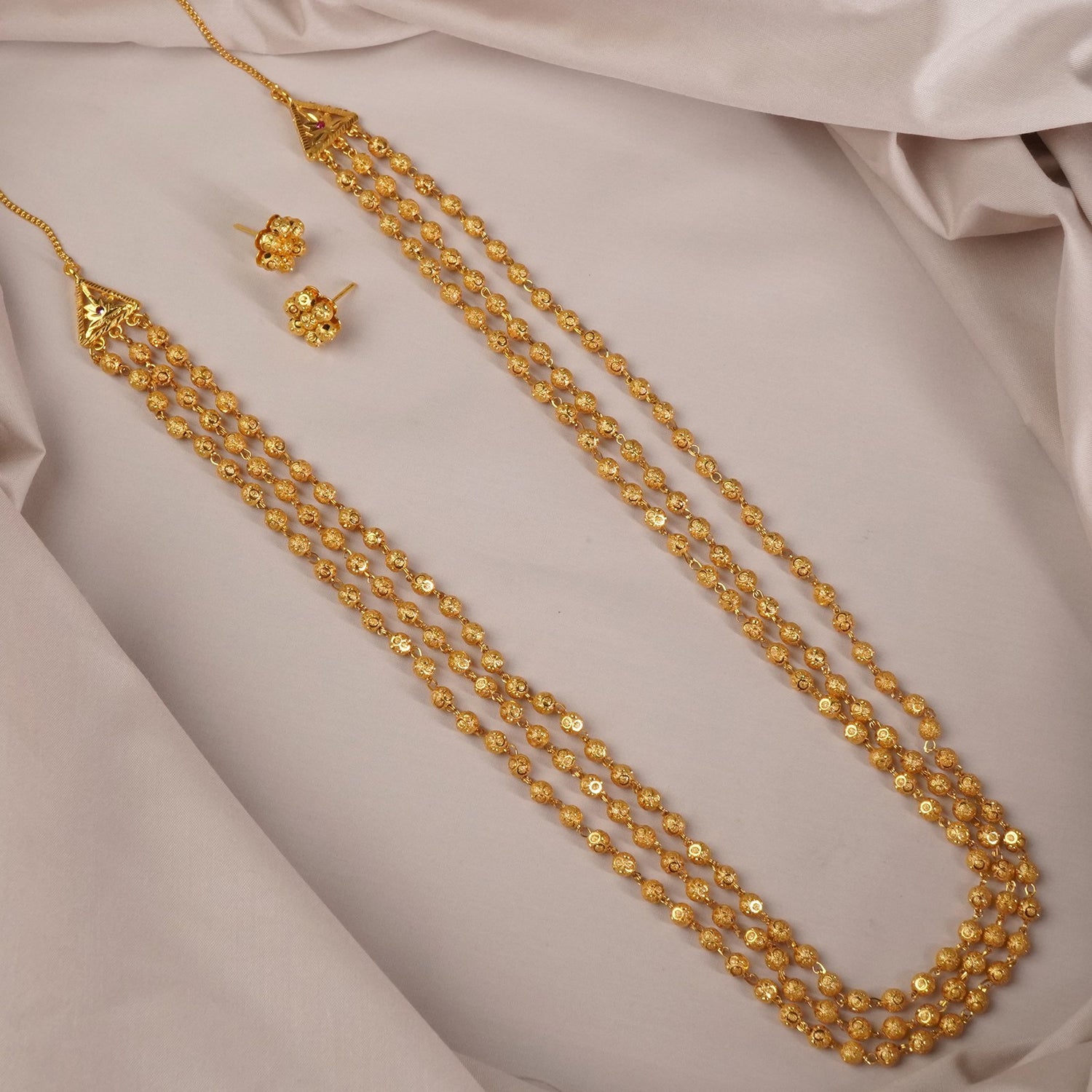 Kolhapuri 3 Line DotMani Mala With Earrings