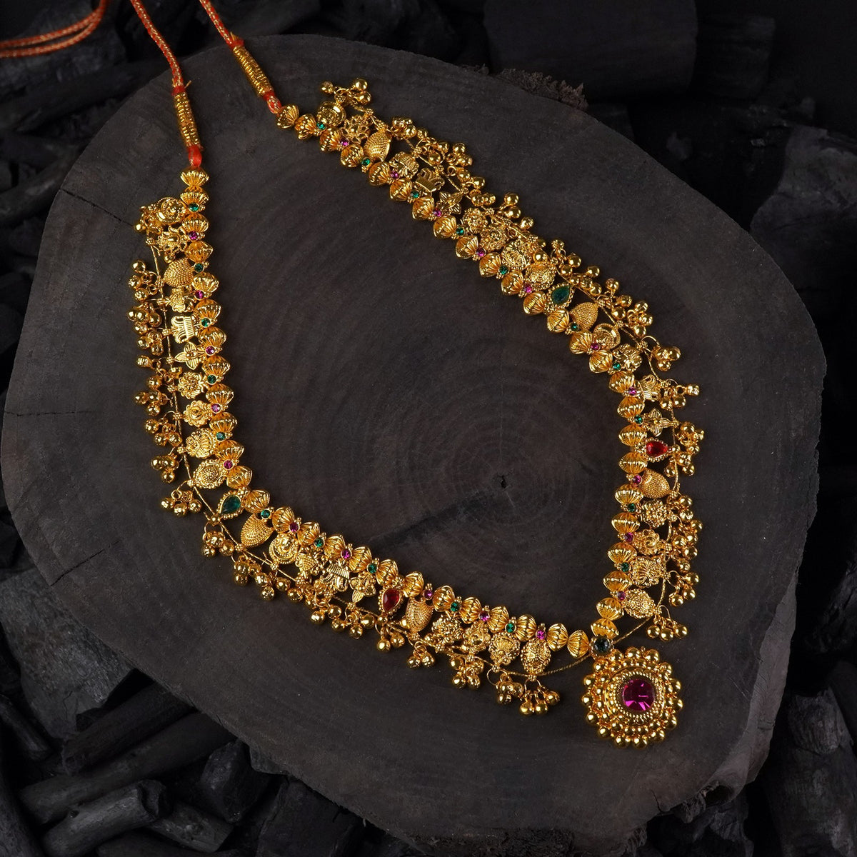 gold plated kolhapuri saaj design