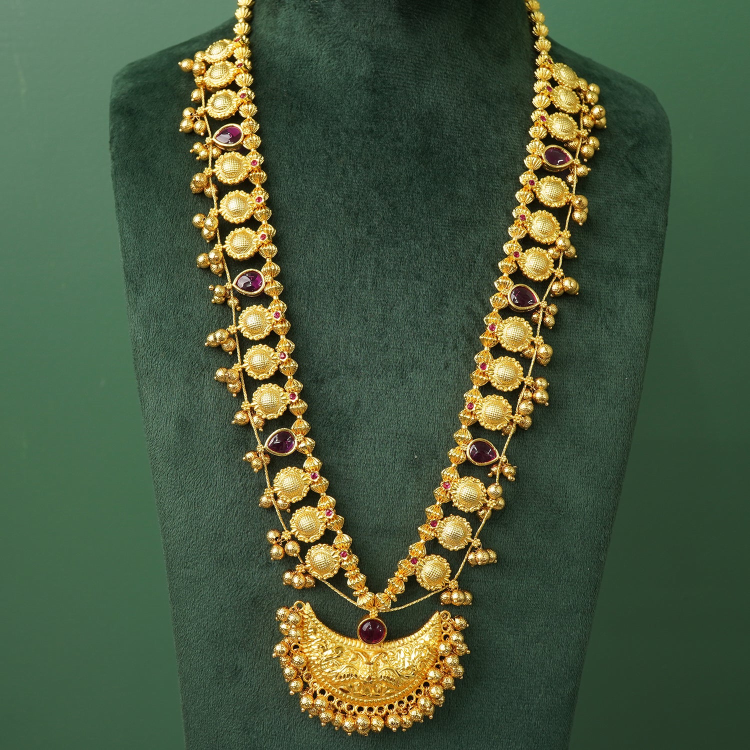 Premium Kolhapuri Saaj Necklace With Peacock Chandrakor Pendant