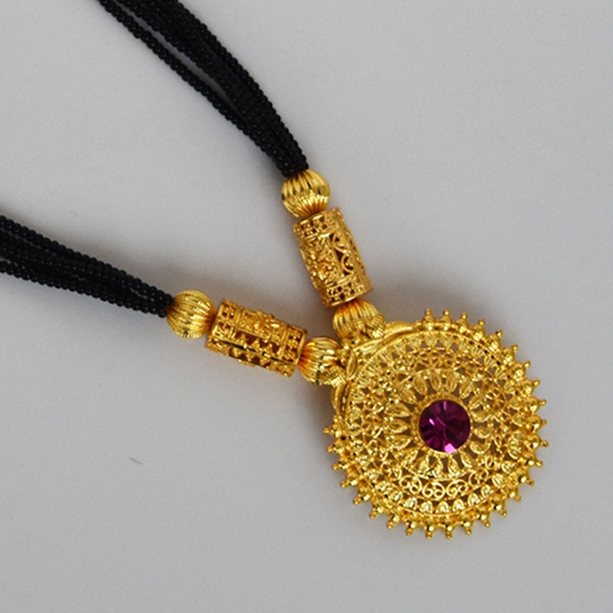 Manchali Long Pipe Design Rava Peacock Pendal