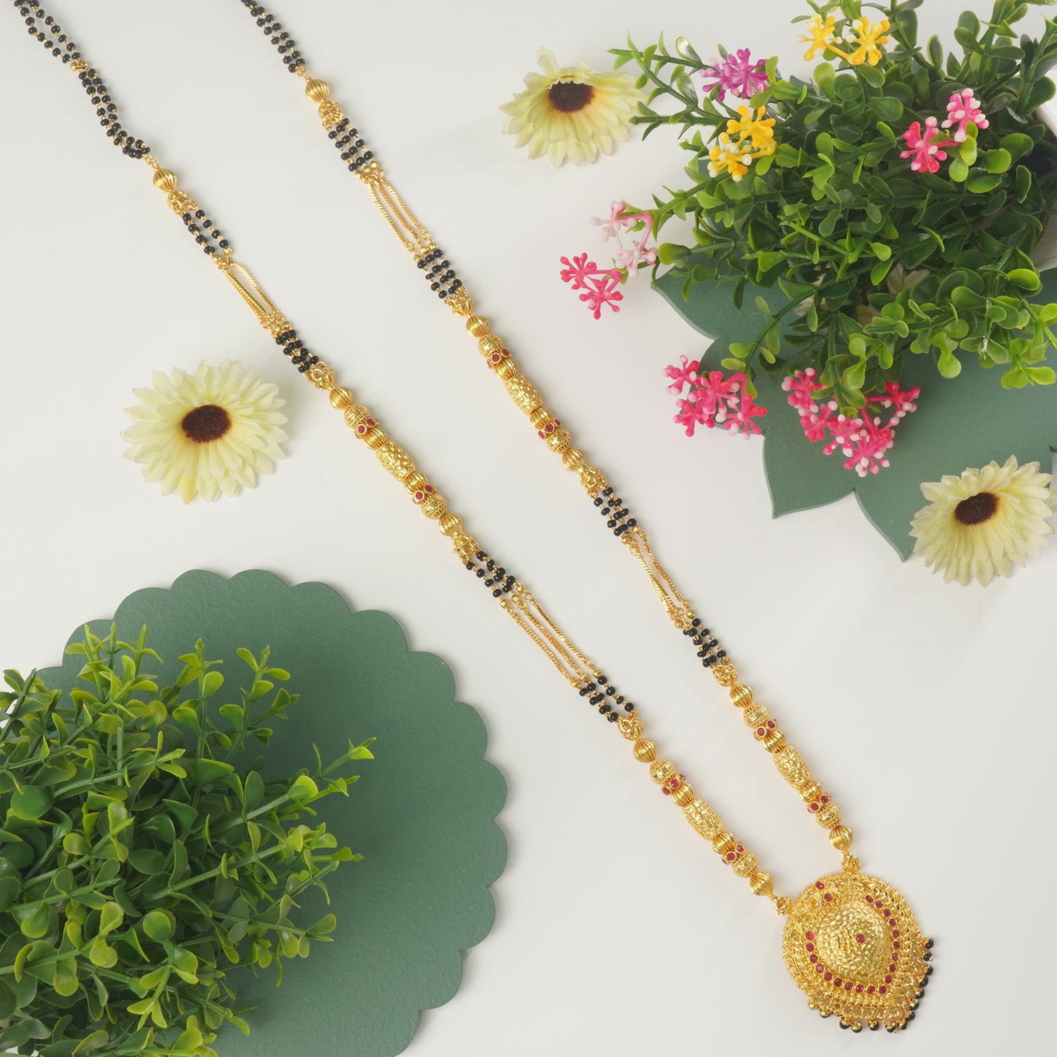32 Inch One Gram Mangalsutra Design Online With Special Paan Pendant