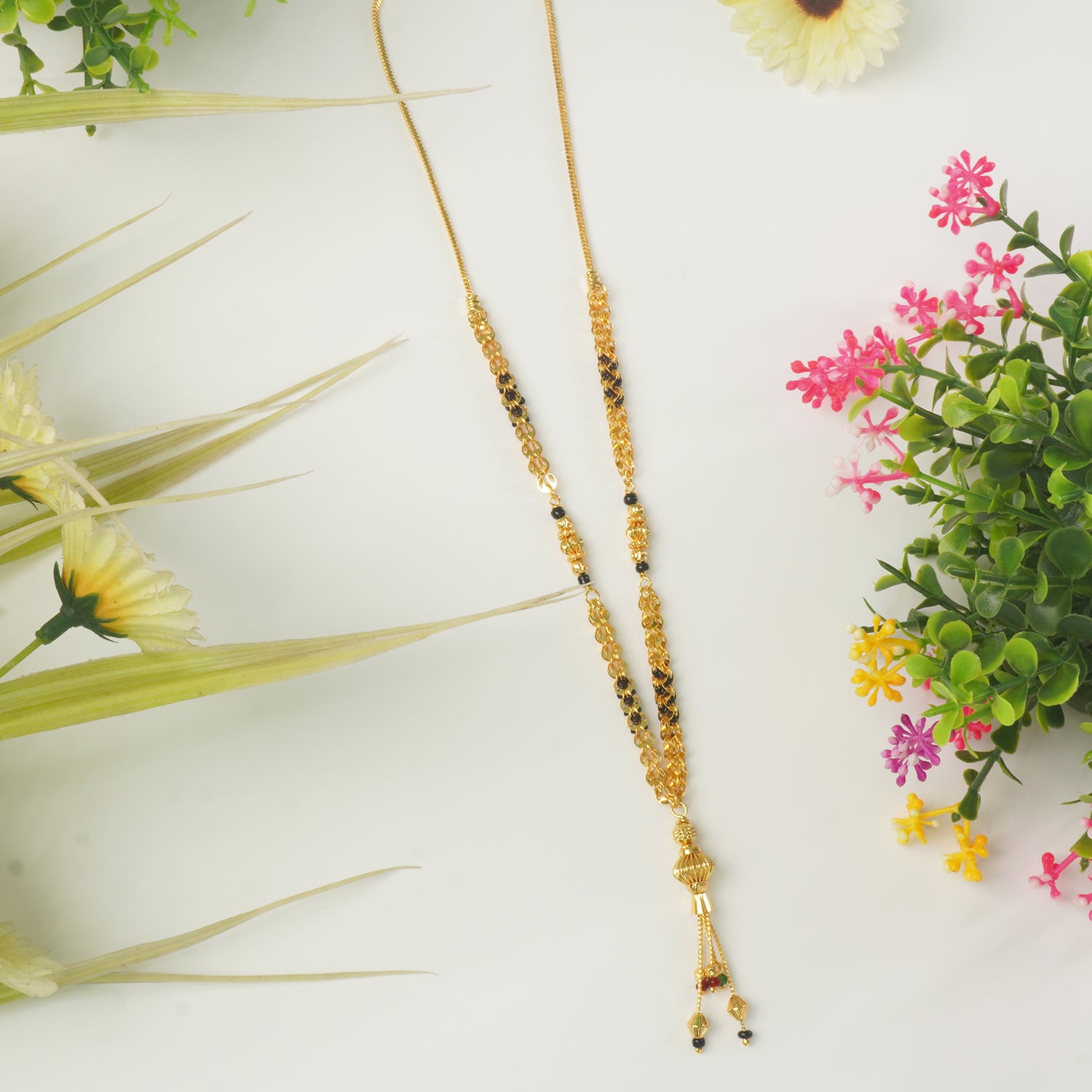 Short Jhalar Forming Mangalsutra Designs Online