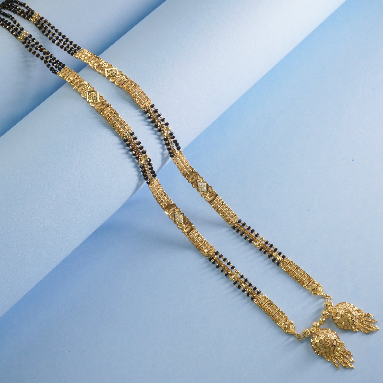 Forming Vati Mangalsutra Designs Online