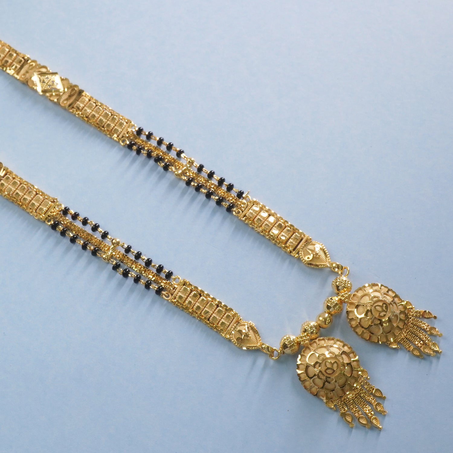 Forming Vati Mangalsutra Designs Online