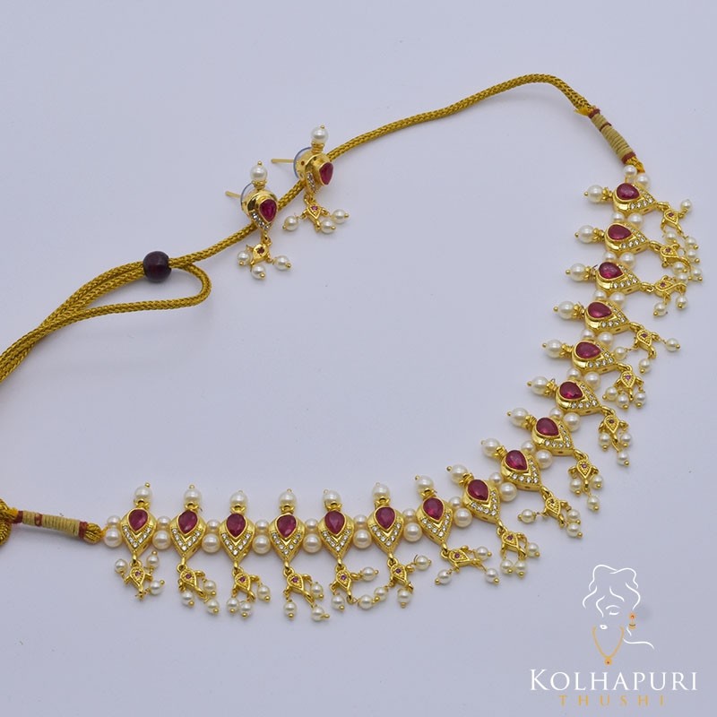 Moti Haar Badampeti With Earrings