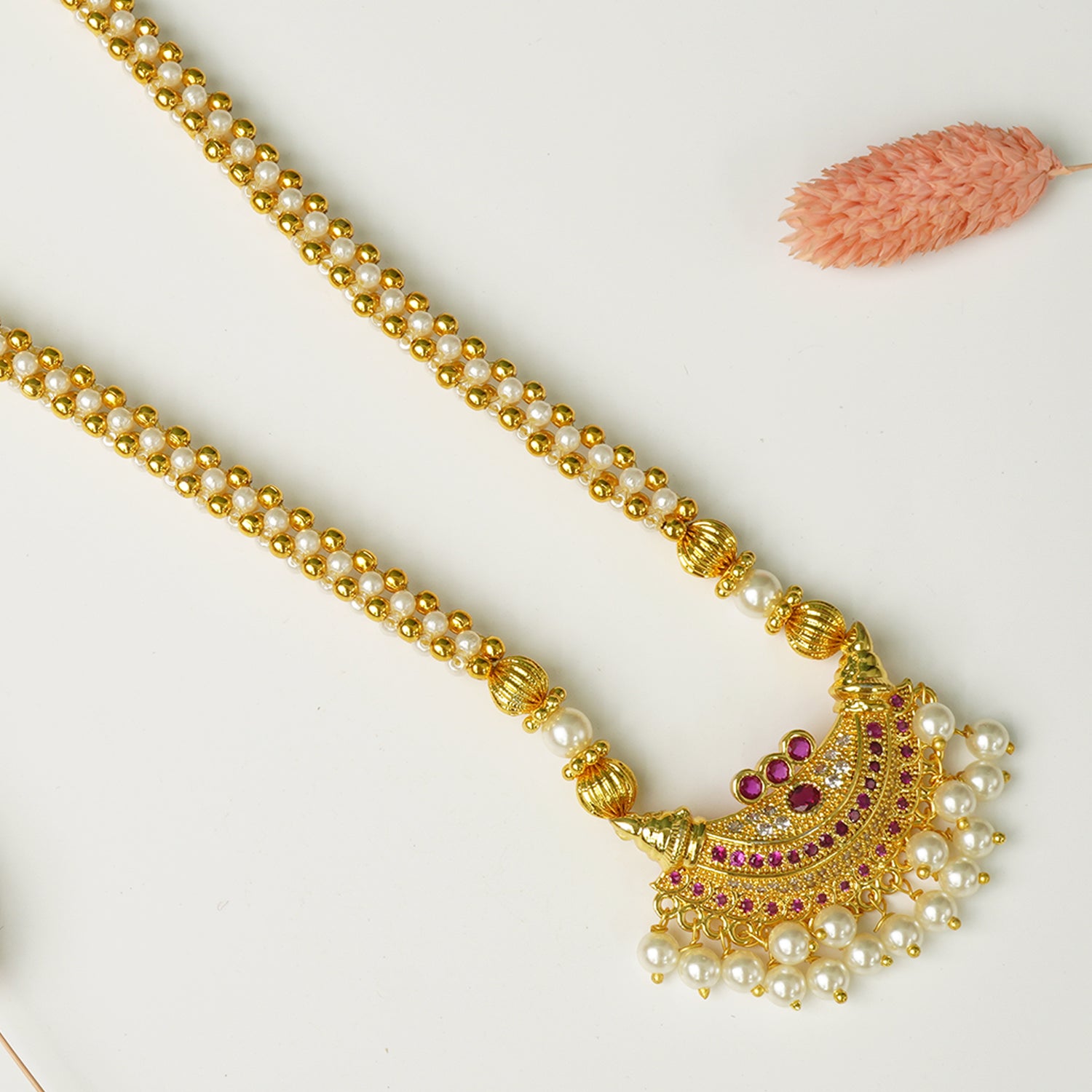 Kolhapuri Moti Thushi HandSet Chand Pendant