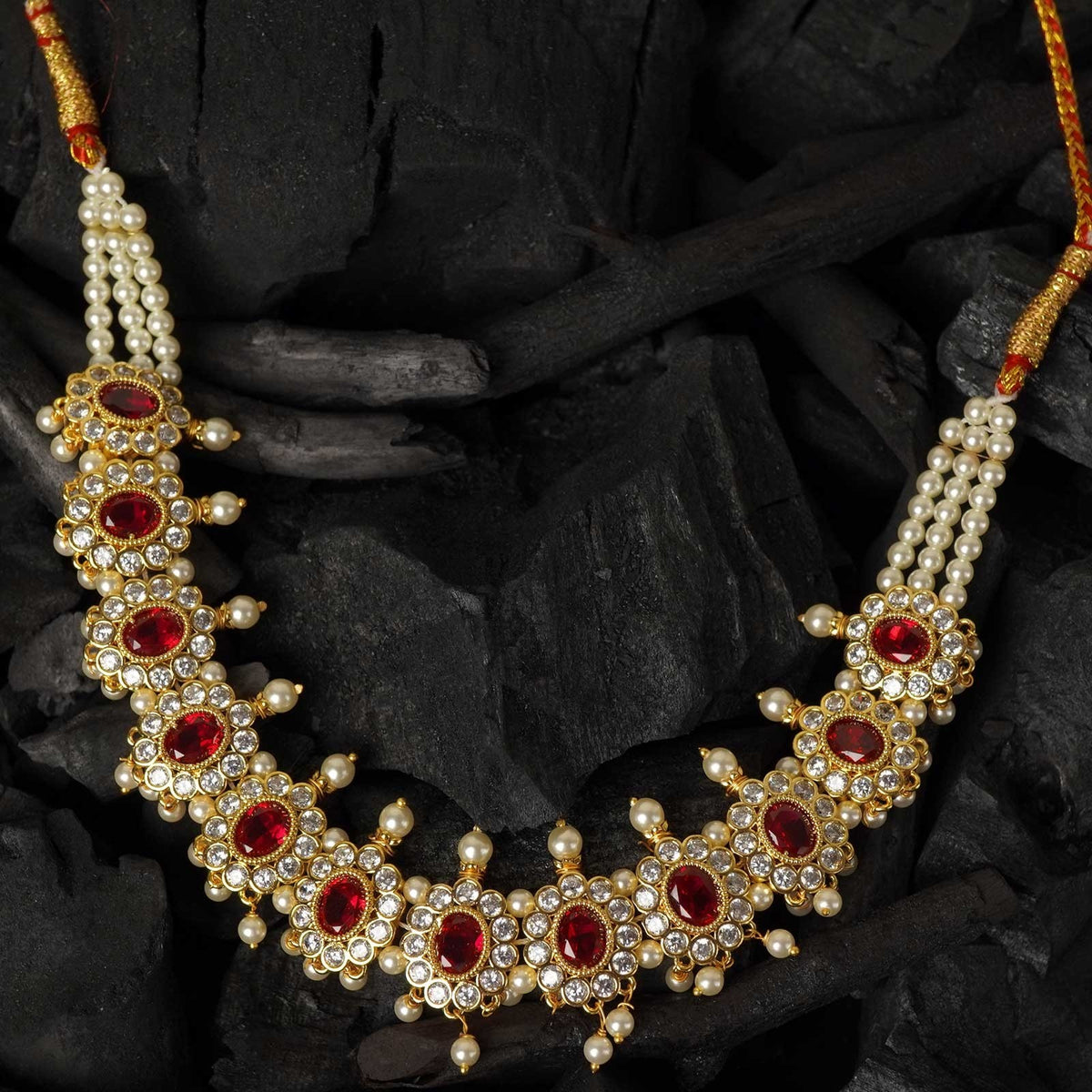 Hand Stone-Set Oval Pieces and Pearls Kolhapuri Choker Haar Necklace