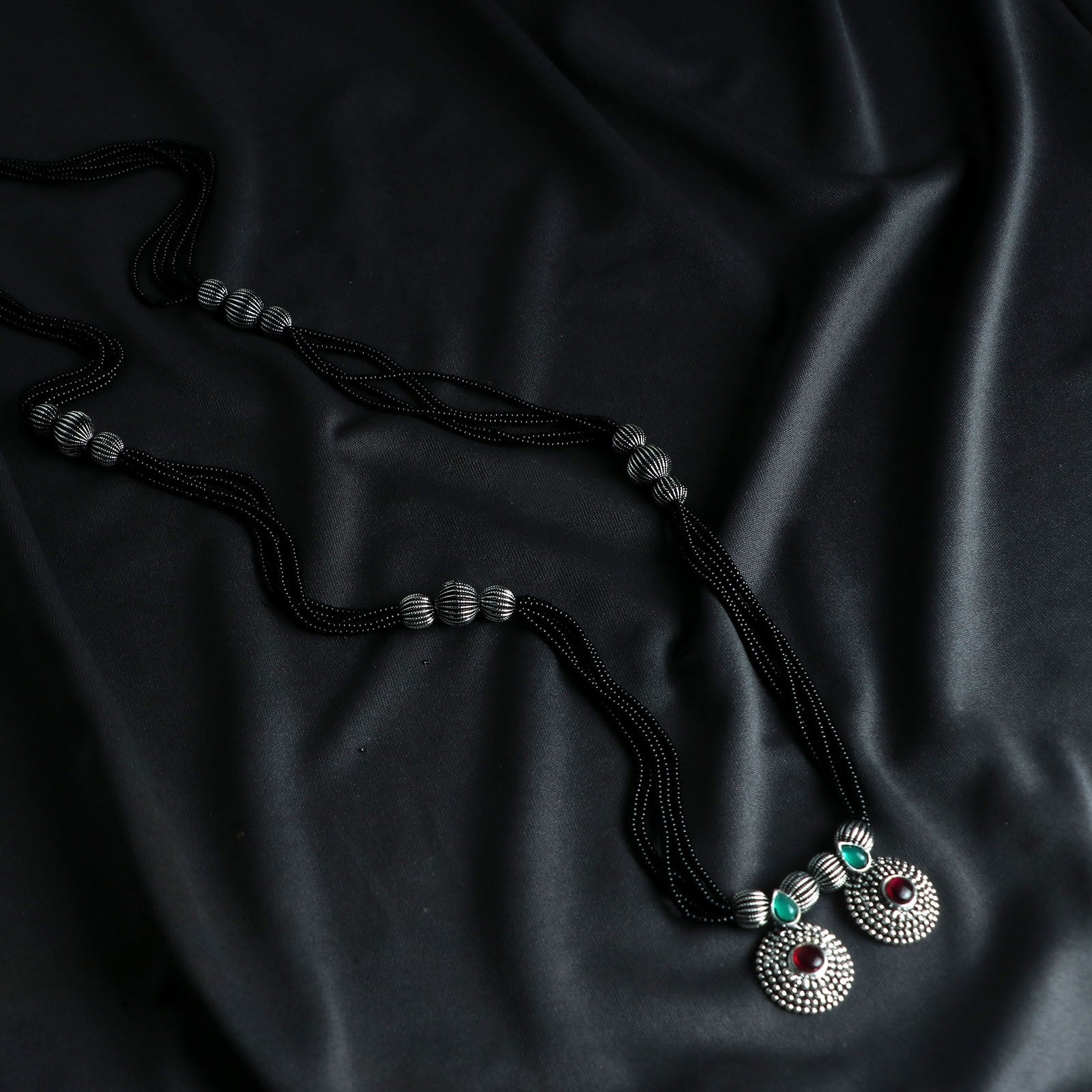 A long classic silver oxidized finished vati mangalsutra. – Rishabh Gold