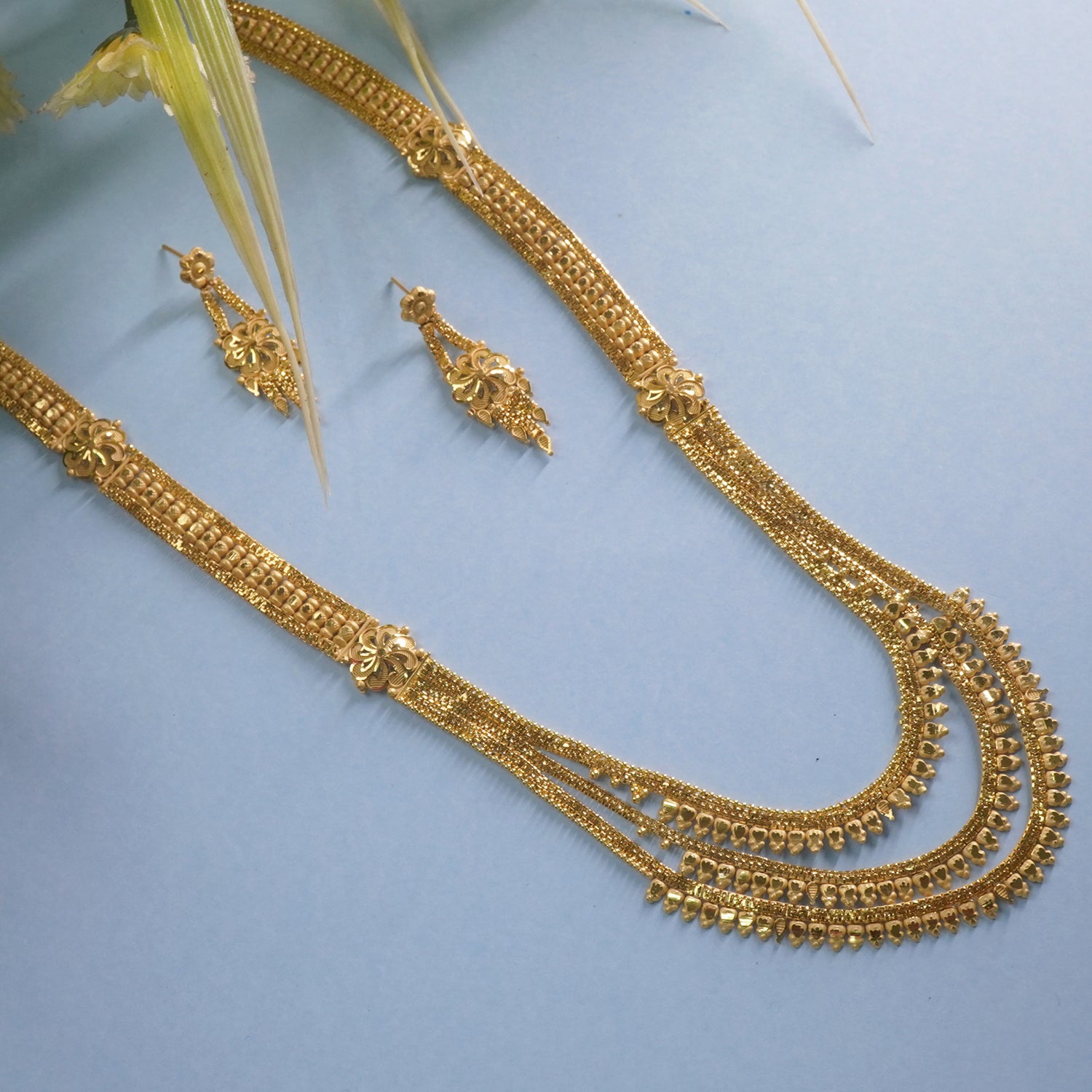 Forming Rani Haar Designs Online