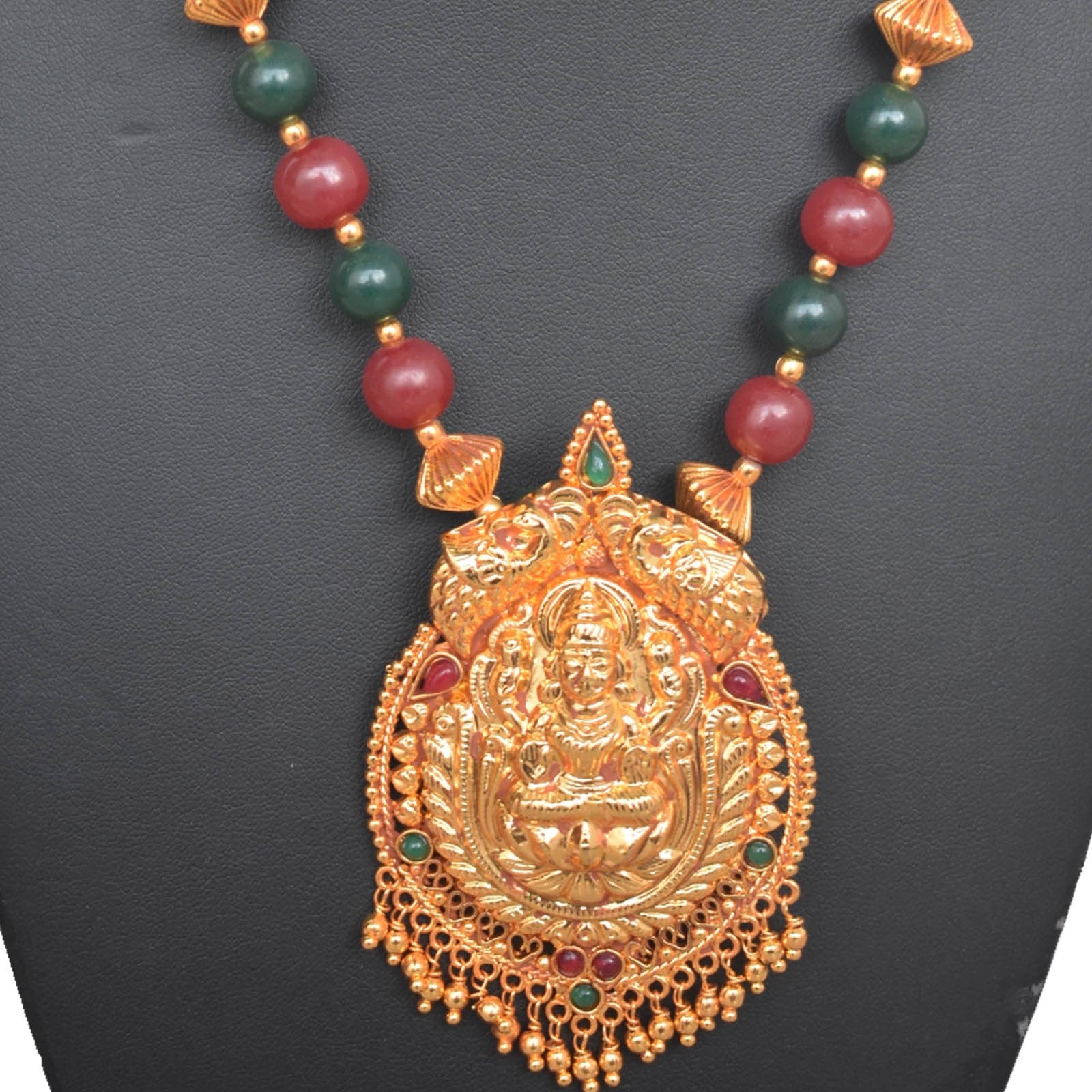 Red Gree Gap Javmala Antique Pendal Geru Finish