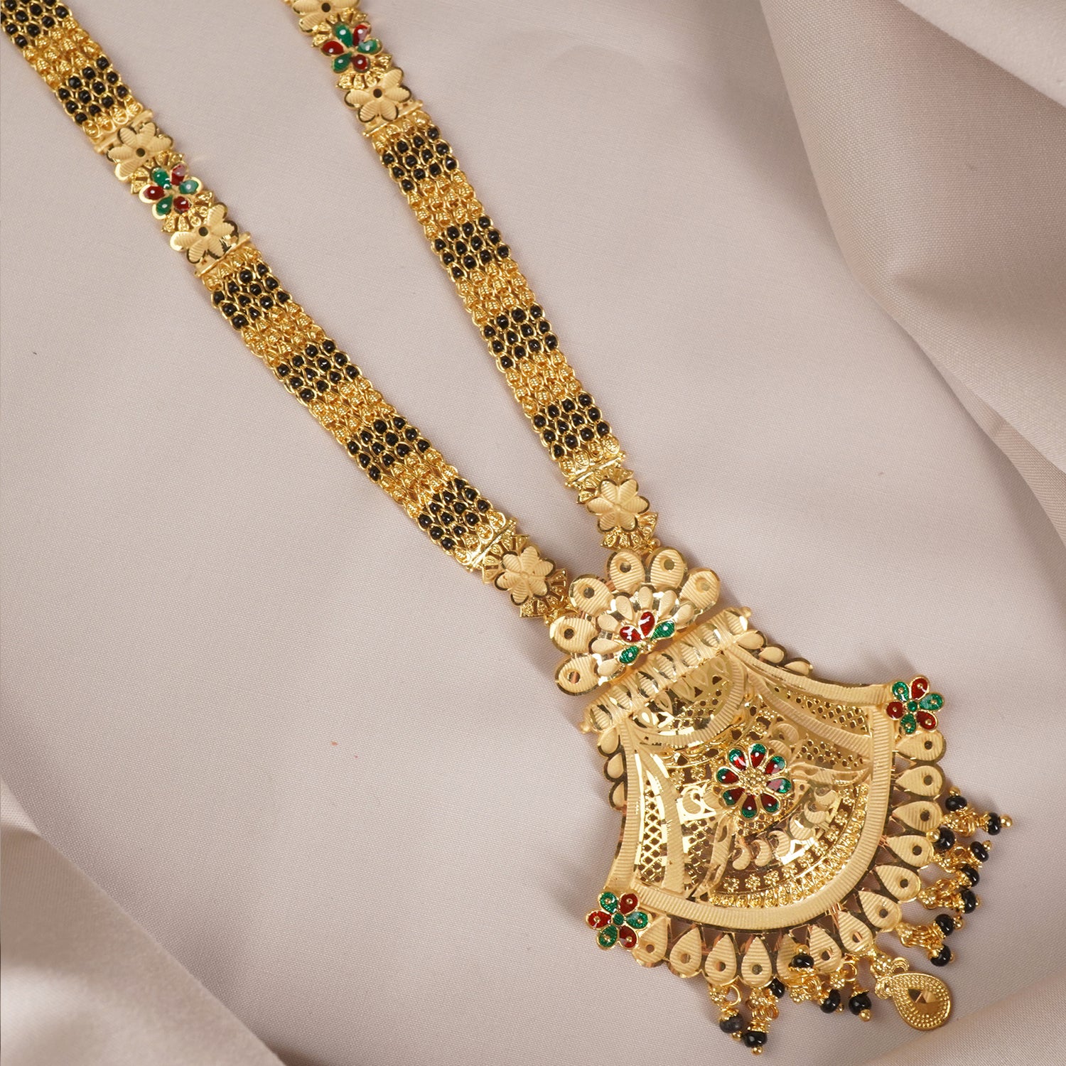 Buy Online Forming Mangalsutra Designs With Meenakari Work