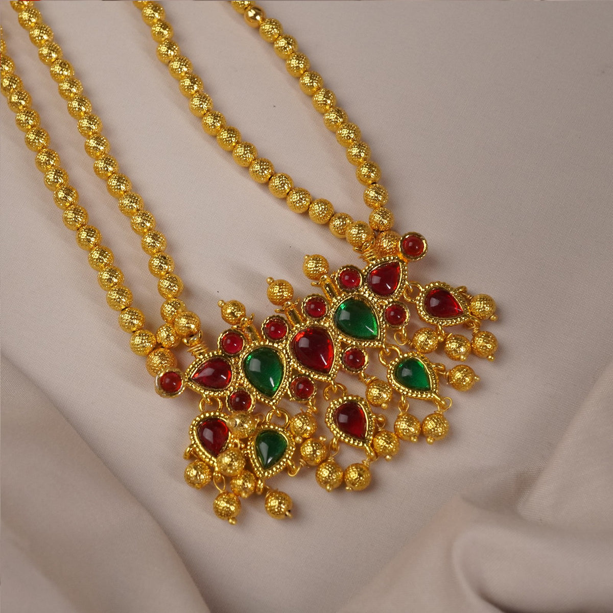 Pota tanmani spotmani haar with earrings