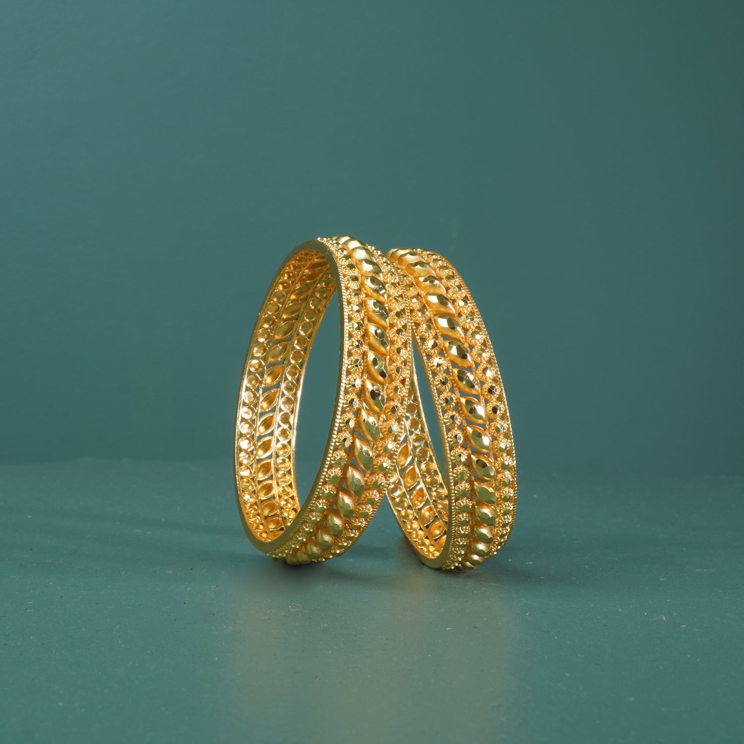 Shop Online Gold Plated Peshwai Thoda Bangles