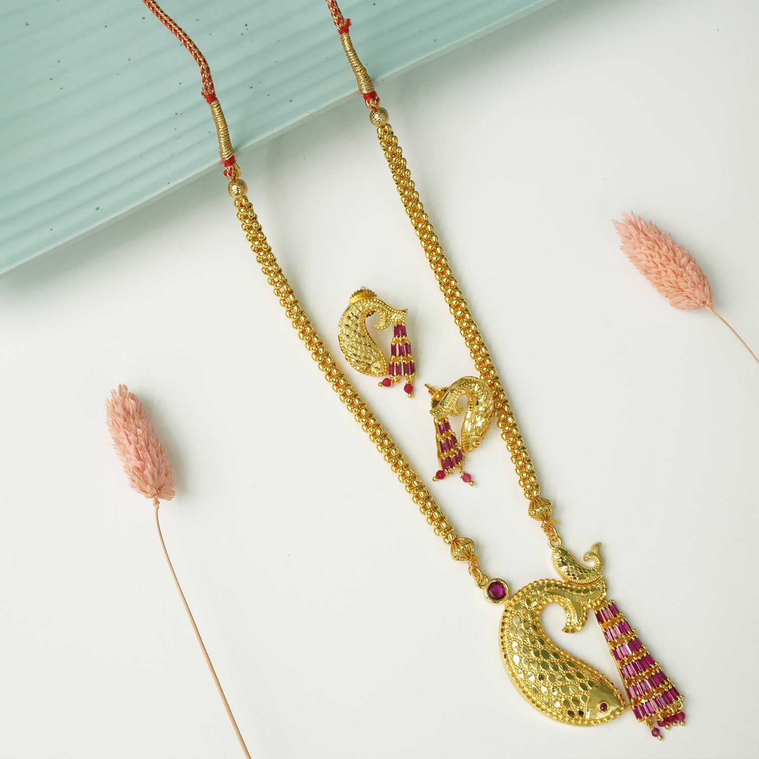 Premium Kolhapuri Thushi With Fish Pendant And Earrings